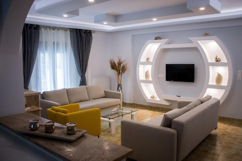 Spacious Apartment In The Heart Of Pythagorion 外观 照片